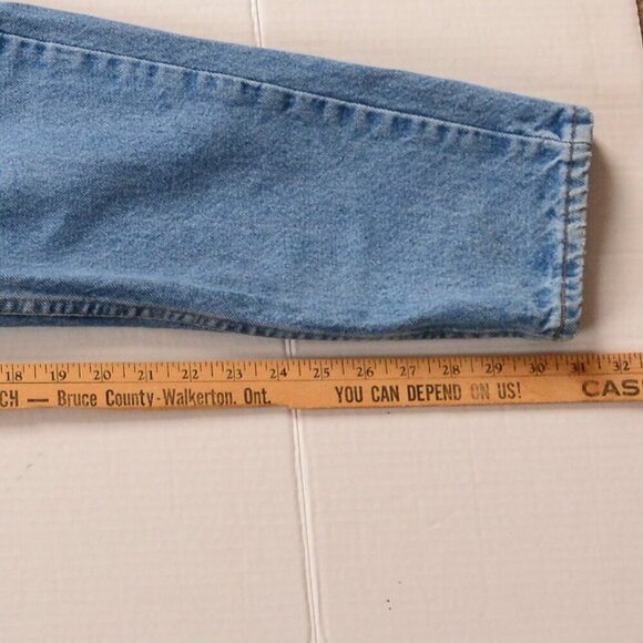 Vtg White Tab Levi's Tapered Jeans - Picture 8 of 14